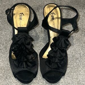 Elegant Black Ruffle 4”Stilettos by Fioni Night; Size 7.5